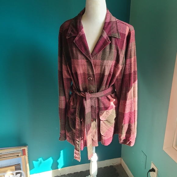 Pendleton Jackets & Blazers - Pendleton plaid wool shirt jacket, size large, shacket, plum, olive, belted